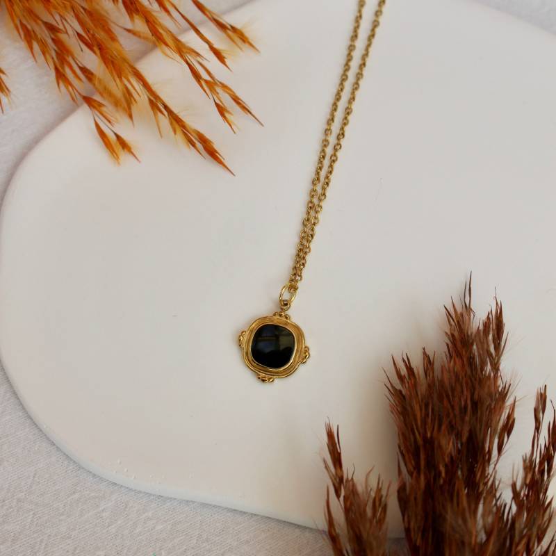 Halskette Mit Schwarzen Stein Anhänger in Gold, Boho Schwarz Gold Schmuck Viereckiger Kette Als Geschenk von Sophieilena