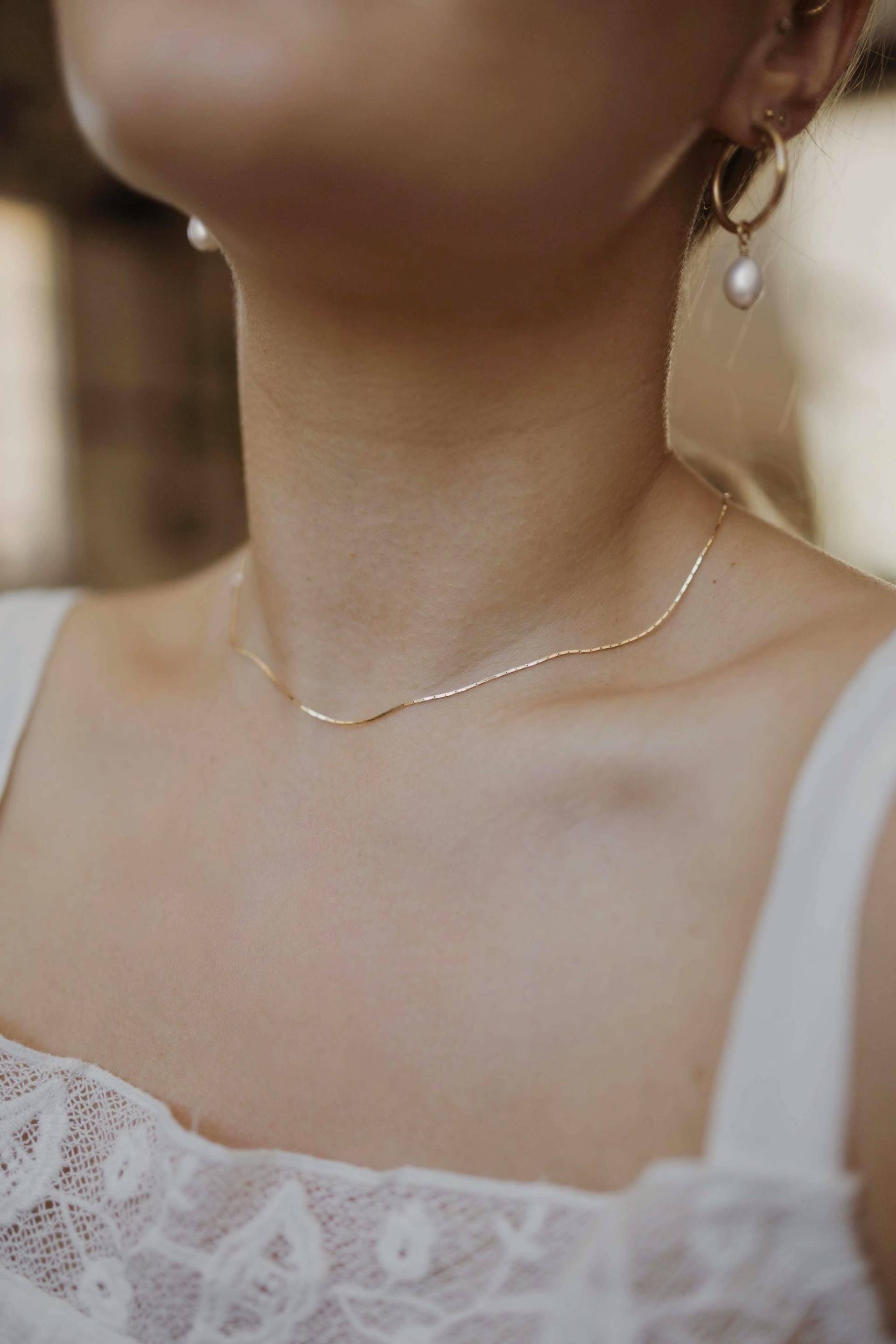 Sehr Feine Halskette 18K Gold Vermeil Minimalistisch Goldkette Damen Paloma von SophistiqueJewellery