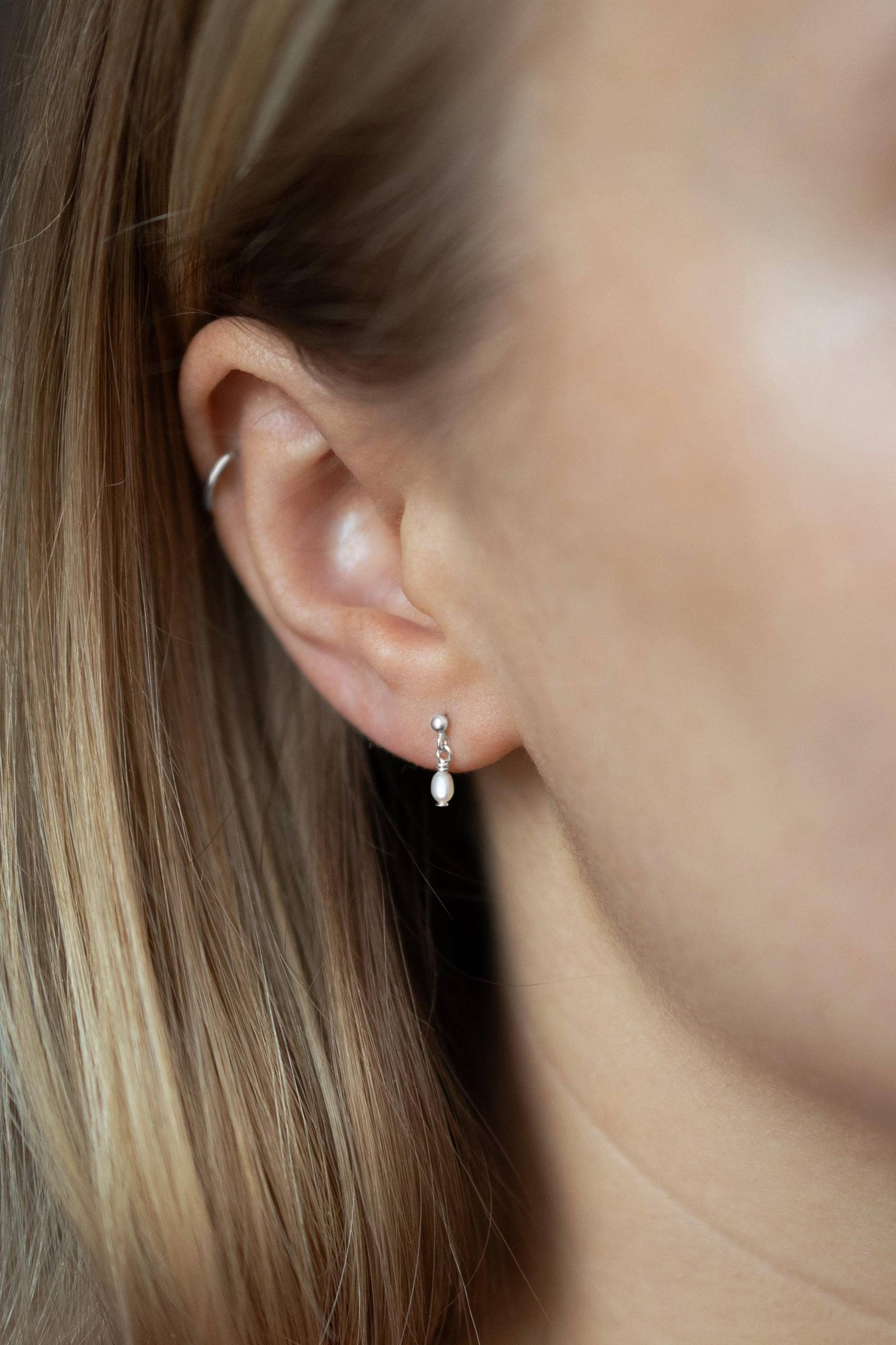 Winzige Perlen Ohrringe Hängend Silber 925 Tilly von SophistiqueJewellery