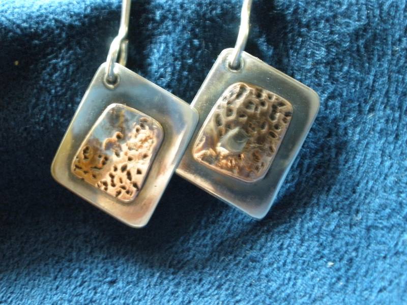 Gemischte Metall Silber Und Strukturierte Kupfer Rechteck Ohrringe Gemischte Metall Silber Und Strukturierte Kupfer Rechteck Ohrringe von SoreThumbSilver