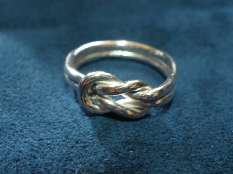 Unendlichkeits-Knoten-Ring Aus Sterlingsilber von SoreThumbSilver