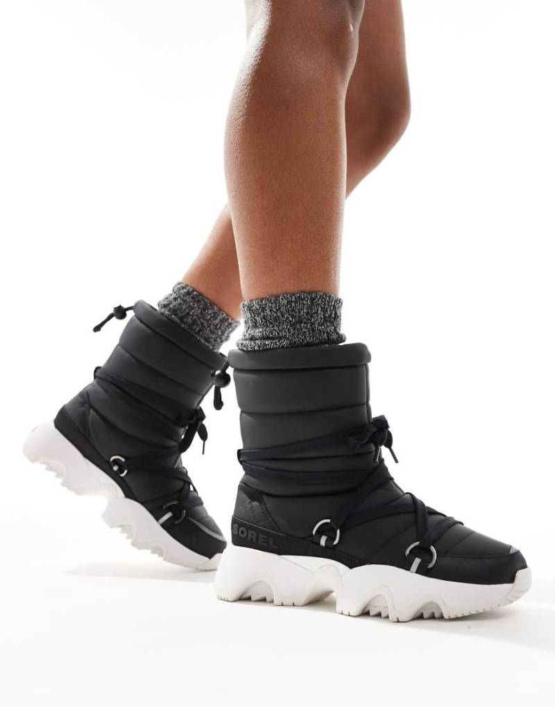 Sorel - Kinetic Impact NXT WP - Wasserdichte, gepolsterte und gesteppte Schneestiefel in Schwarz und Meersalz mit Fleecefutter von Sorel