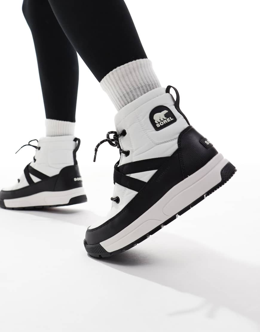 Sorel - Whitney III - Mittelhohe Winterstiefel in Creme und Schwarz-Weiß von Sorel