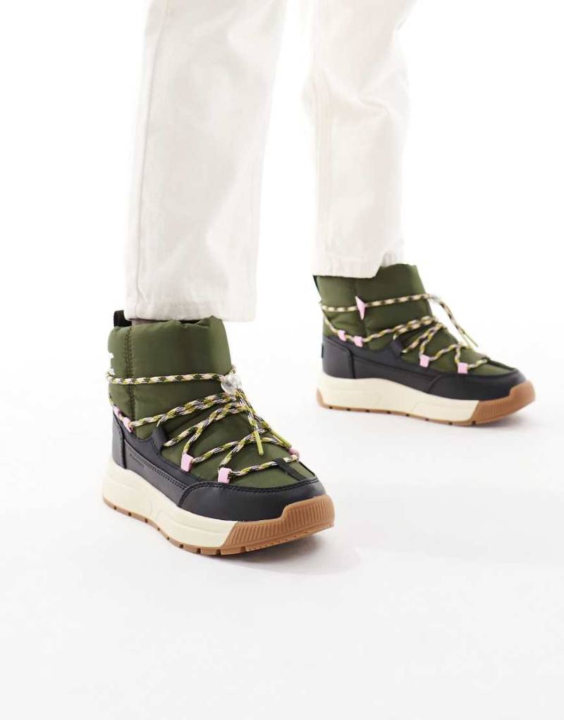 Sorel - Whitney Iii - Schlupf-Winterstiefel in Utility-Grün und Schwarz von Sorel