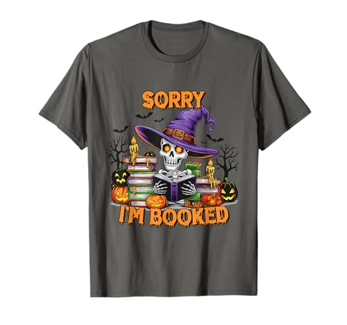 Sorry I'm Booked Skelett Shirt Hexenhut Bücher Kerzen T-Shirt von Sorry I'm Booked Skeleton Tee Shirts for