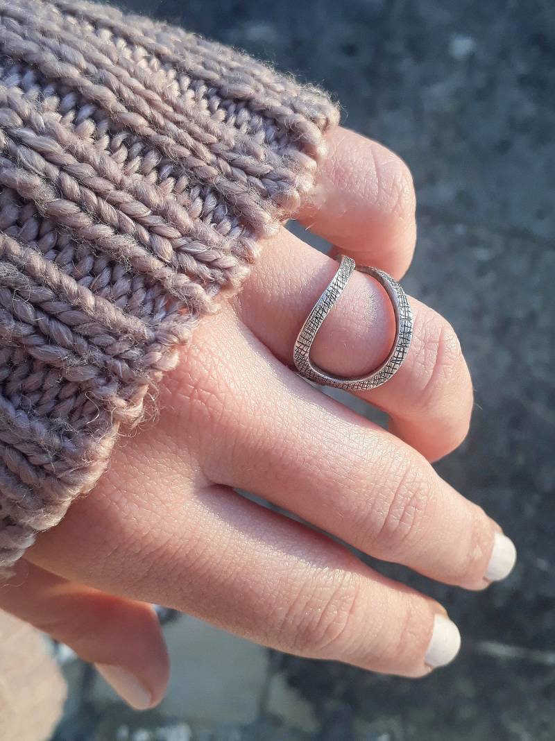 Handgemachte Sterling Silber Ring Minimalist Schmuck Geschenk Handgemachte Sterling Silber Ring Minimalist Schmuck Geschenk von SosyGallery