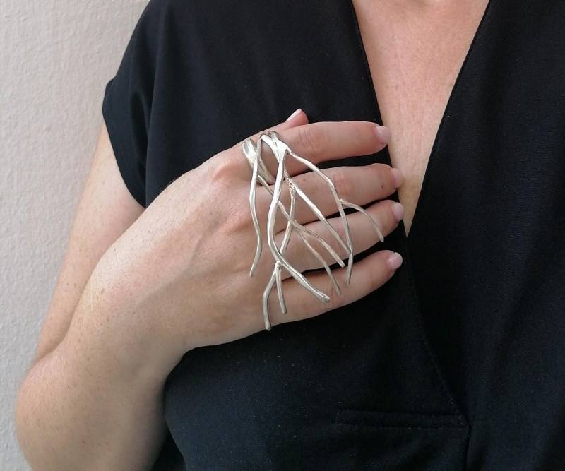 statement Handschmuck Ast Ring Silber 925 von SosyGallery