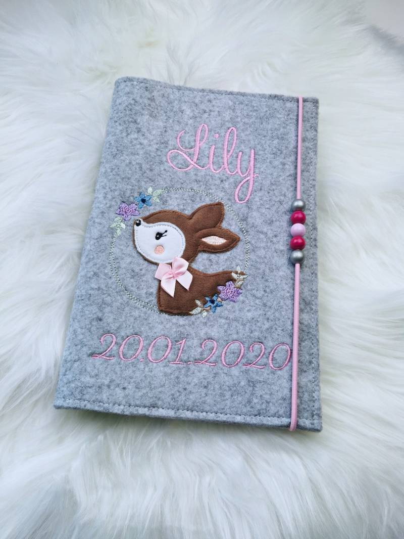 U-Heft Hülle Aus Filz Reh Rehkitz Blumenkranz, Passend Für Das Deutsche Untersuchungsheft von Sotibelle