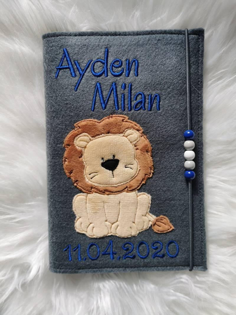 U-Heft Hülle Löwe Aus Filz Passend Für Das Deutsche Untersuchungsheft von Sotibelle