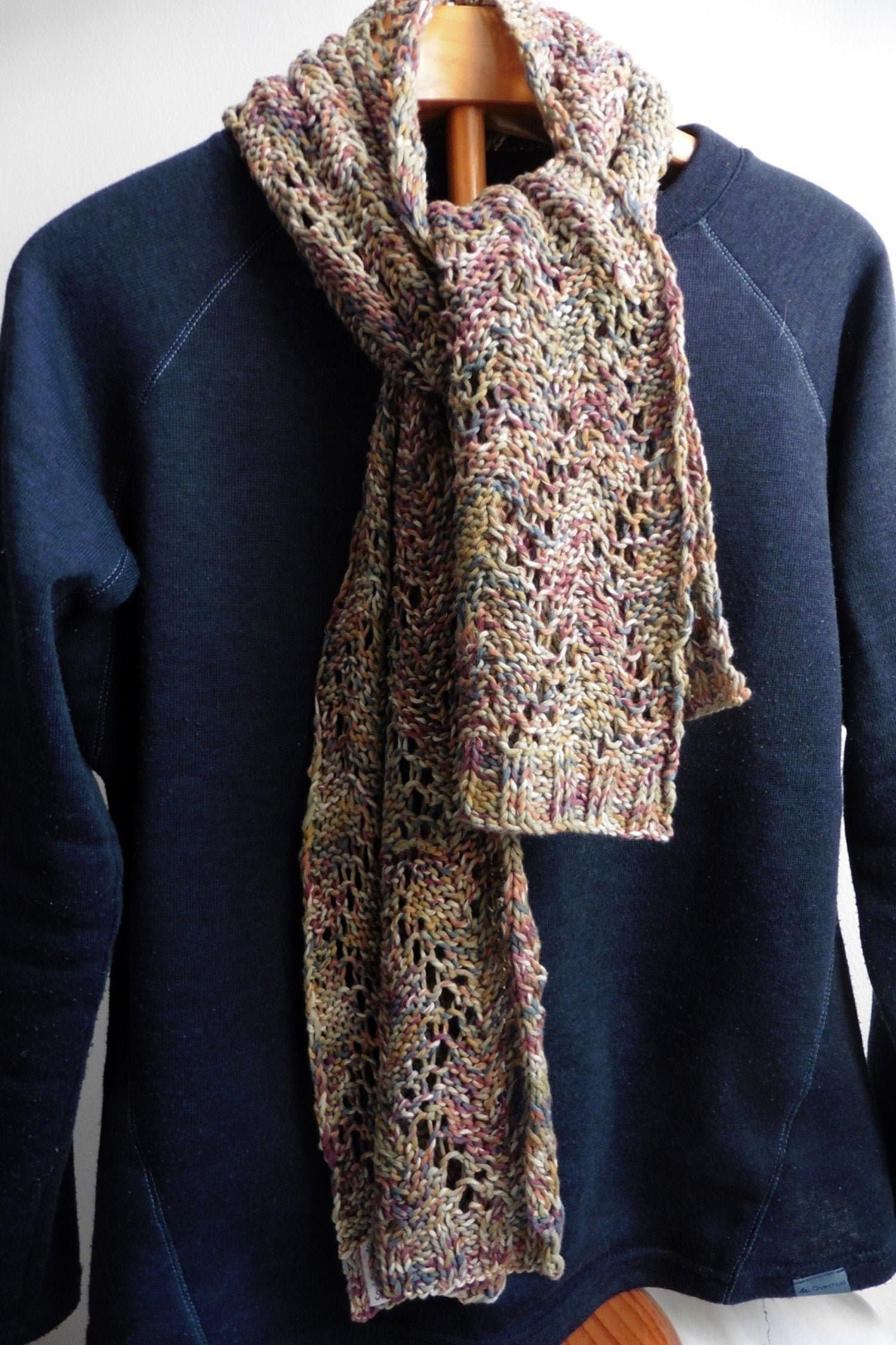 Schal, Zweinadelstoff, Mehrfarbige Baumwolle, Durchbrochen, Unisex, Licht, Weich, Frühling, Einzigartiges Geschenk, Original von SoulAndMade