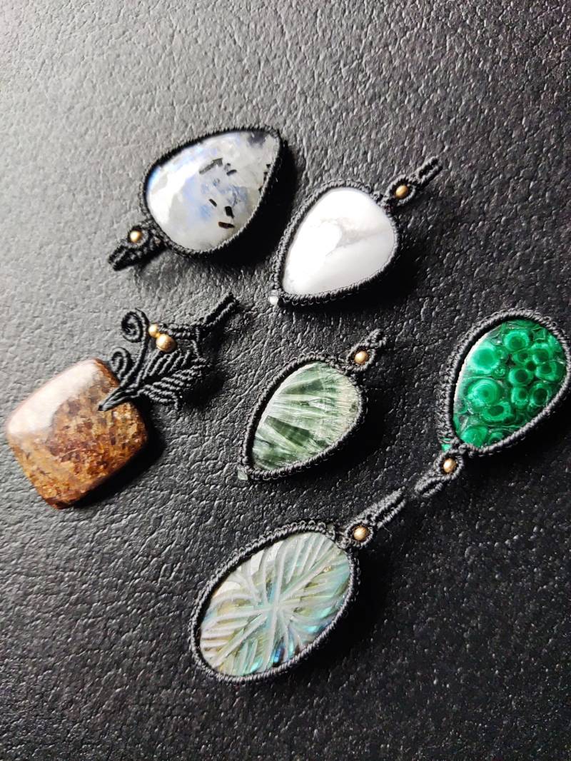 Makramee Heilstein Ketten von SoulAndSpine