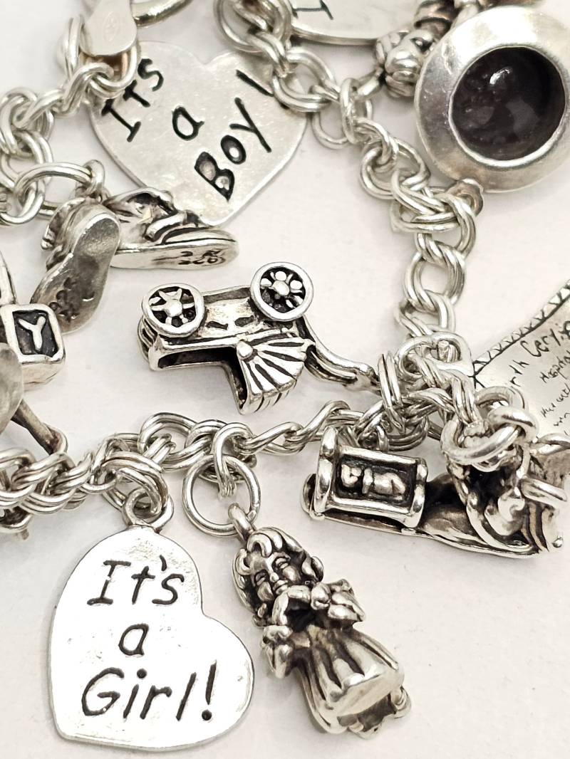 Wow, 925 Sterling Silber 13 Teiliges Bettelarmband Wow, 925 Sterling Silber 13 Teiliges Bettelarmband von SoulGemZ314