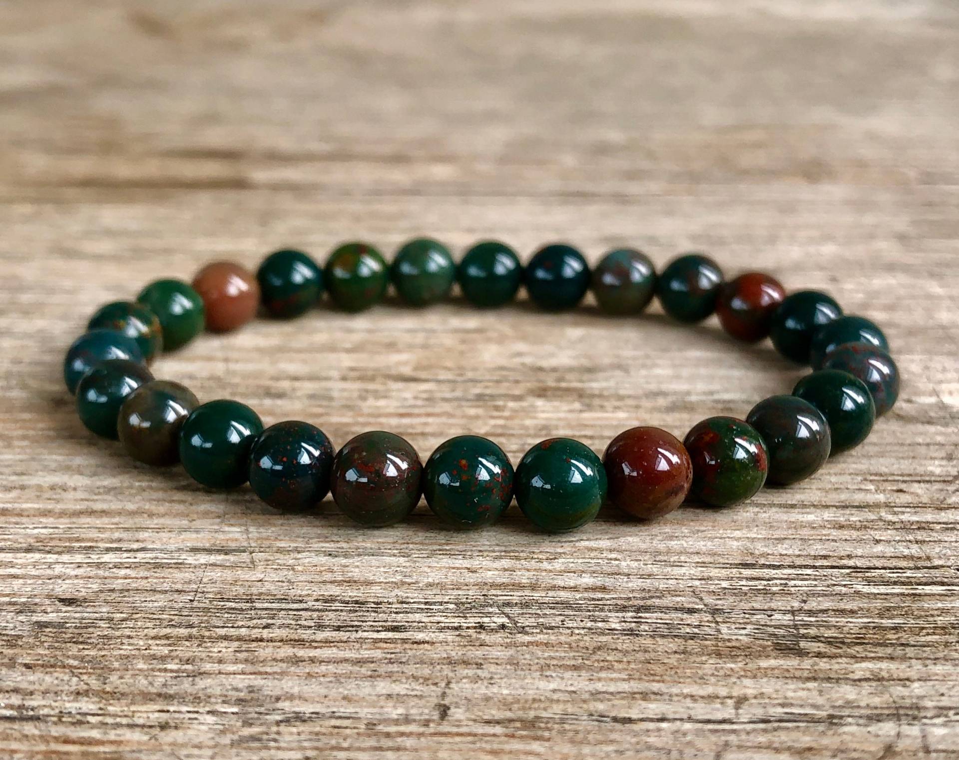 6 Mm Blutstein Armband, Kleine Perlen Handgelenk Mala Für Schutz, Unterstützung Des Immunsystems, Vitalität, Wurzelchakra 6 Mm Blutstein Armband, Kleine Perlen Handgelenk Mala Für Schutz, Unterstützung Des Immunsystems, Vitalität, Wurzelchakra von SoulInspiredCo
