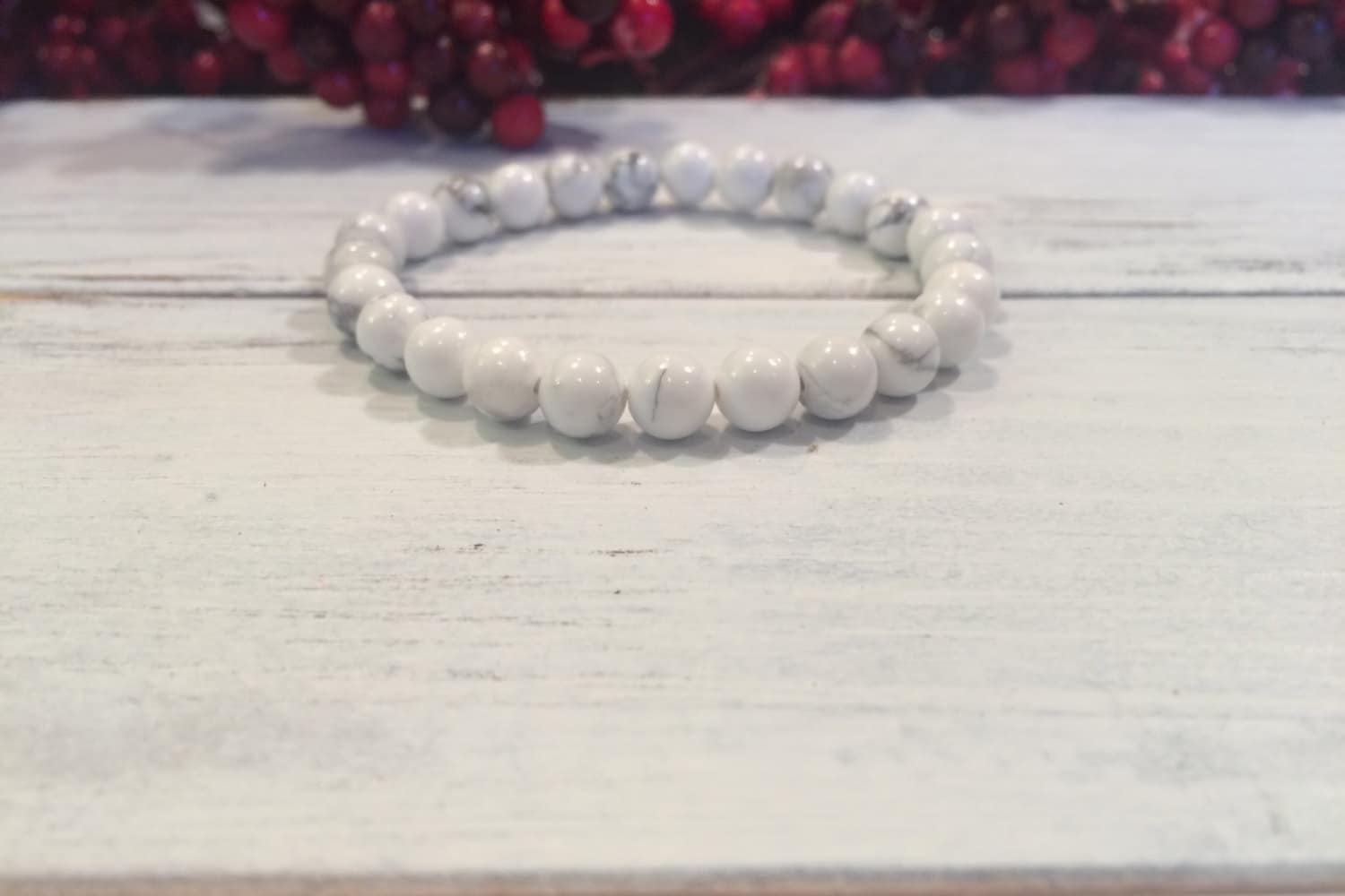 Howlith Armband, 6 Mm Grad A Howlite Kleines Perlenstapelarmband, Heilsteine Zur Beruhigung, Pflege Und Spirituelles Bewusstsein Howlith Armband, 6 Mm Grad A Howlite Kleines Perlenstapelarmband, Heilsteine Zur Beruhigung, Pflege Und Spirituelles Bewusstsein von SoulInspiredCo
