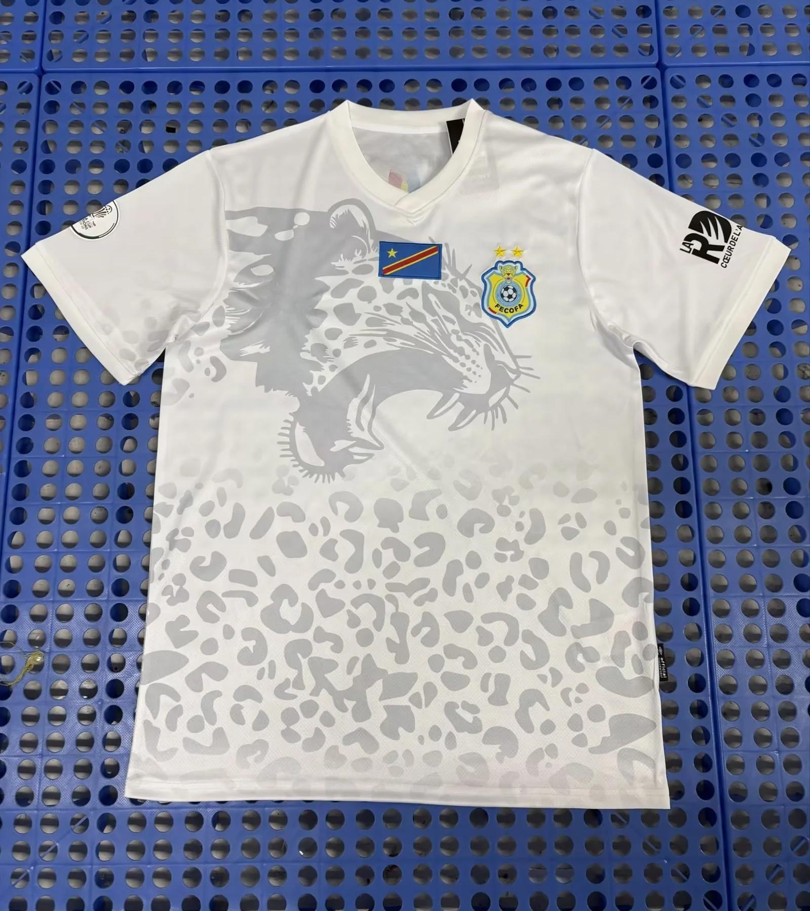 Dr Kongo Afrika Fußball Jersey Weiß Personalisierte Besonders Erwachsene Größen Name Nummer von SoulJerseys
