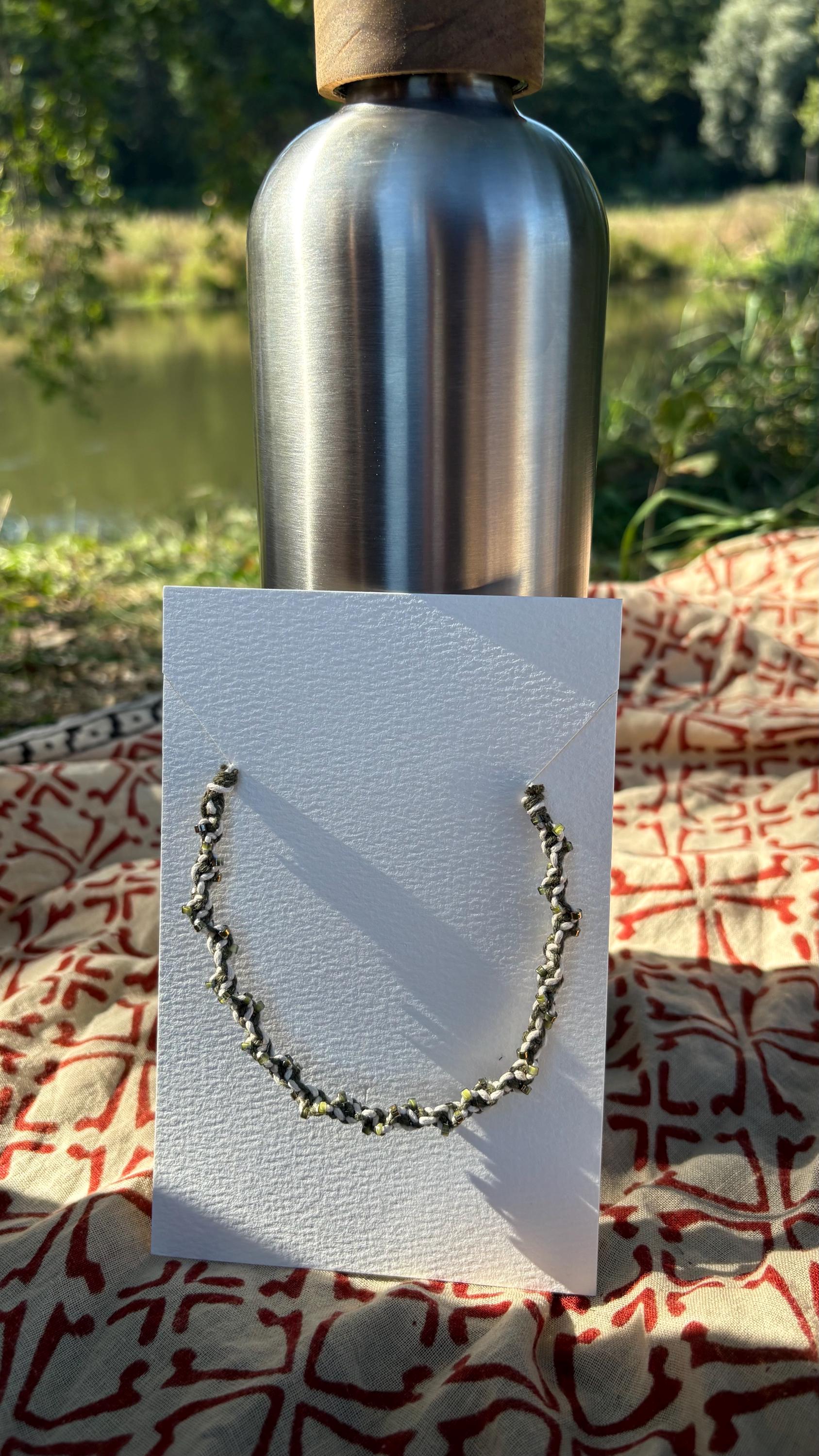 Makramee Armband Gedreht Mit Perlen von SoulKnotsBoho