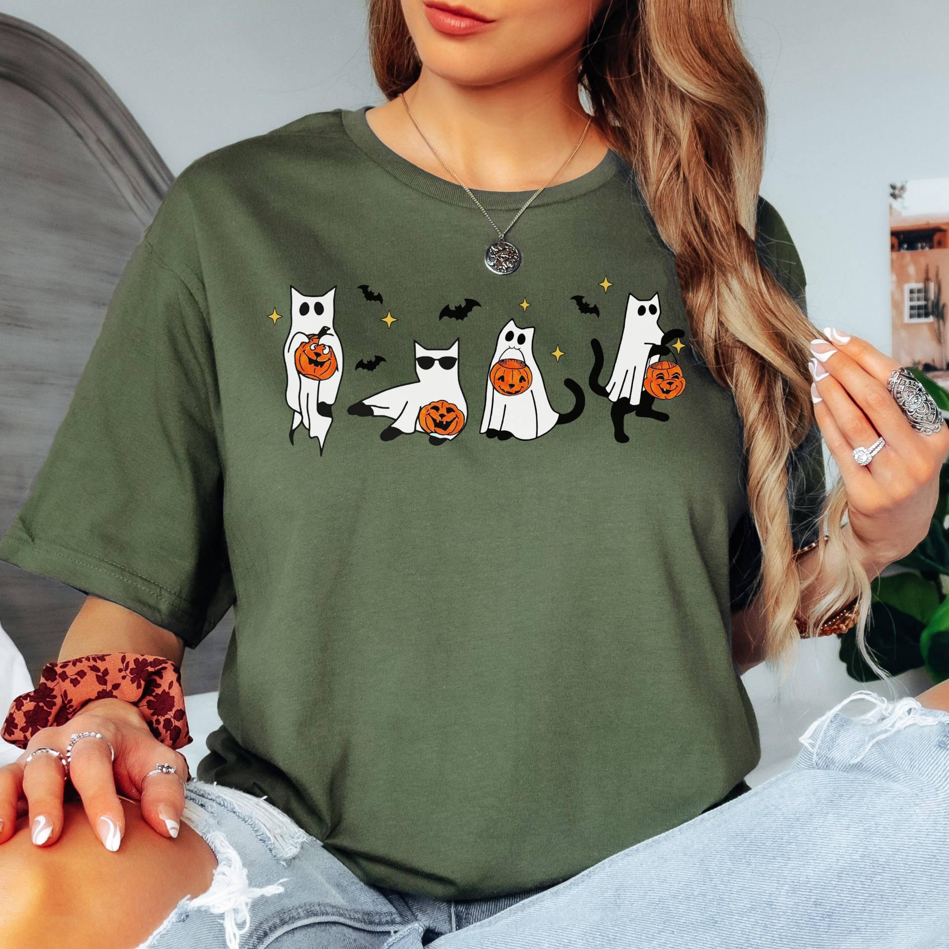 Lustige Halloween Katzen T-Shirt, Katzenshirt Halloween, T Shirt Lustig, Katzen-Tshirt Damen, Tshirt Geschenke Lustige Halloween Katzen T-Shirt, Katzenshirt Halloween, T Shirt Lustig, Katzen-Tshirt Damen, Tshirt Geschenke von SoulMatesCreation