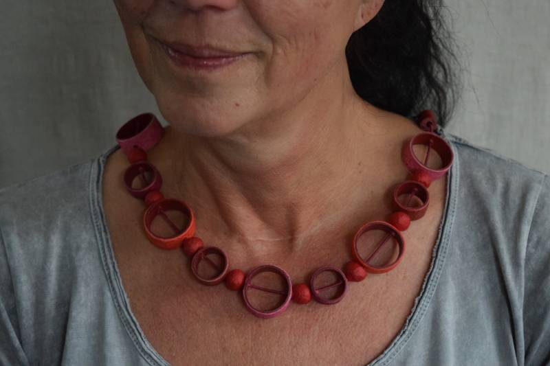 Kette Aus Papier Mit Runden Elementen von SoulOfPaper