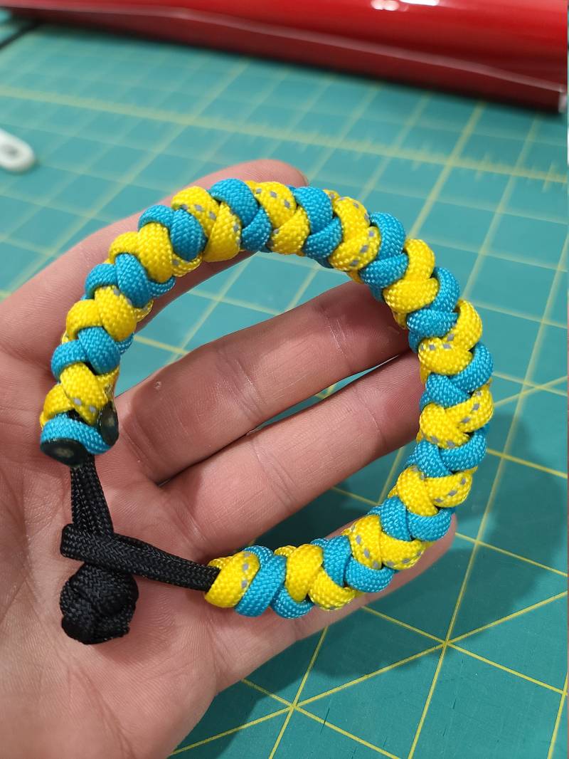 Ukraine Support Armband, Blau Und Gelb Gewebtes Paracord Armband von SoulOfSouthMountain