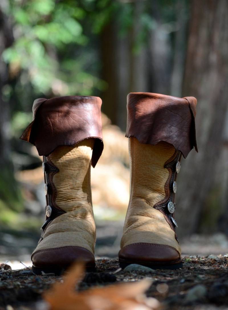 Renaissance Stiefel Auf Bestellung - Custom Mokassin Stiefel Leder Mit Piraten Manschette Braune Mittelalter Mokassins Renaissance Stiefel Auf Bestellung - Custom Mokassin Stiefel Leder Mit Piraten Manschette Braune Mittelalter Mokassins von SoulPathShoes