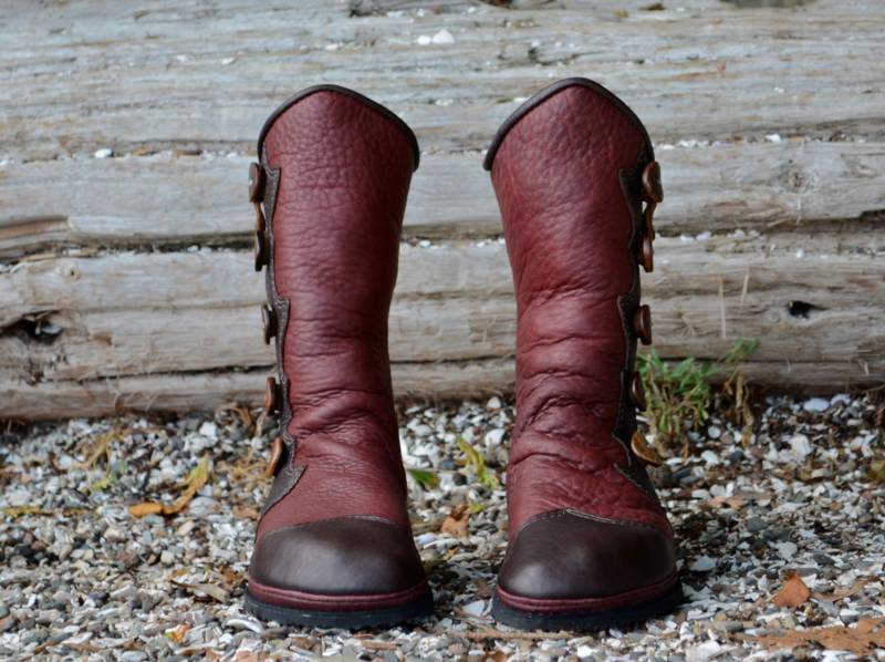 Salt Spring Island Mokassins Auf Bestellung - Leder Damen Stiefel Benutzerdefinierte Herren -Mokassin -Renaissance von SoulPathShoes