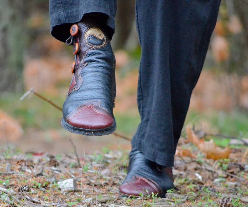 Tao Yin Tanzende Elfe Qi Gong Stiefel Auf Bestellung - Tai Chi Zen Benutzerdefinierte Yang Leder Mokassin Stiefel Feenstiefel Büffel Mokassins Tao Yin Tanzende Elfe Qi Gong Stiefel Auf Bestellung - Tai Chi Zen Benutzerdefinierte Yang Leder Mokassin Stiefel Feenstiefel Büffel Mokassins von SoulPathShoes