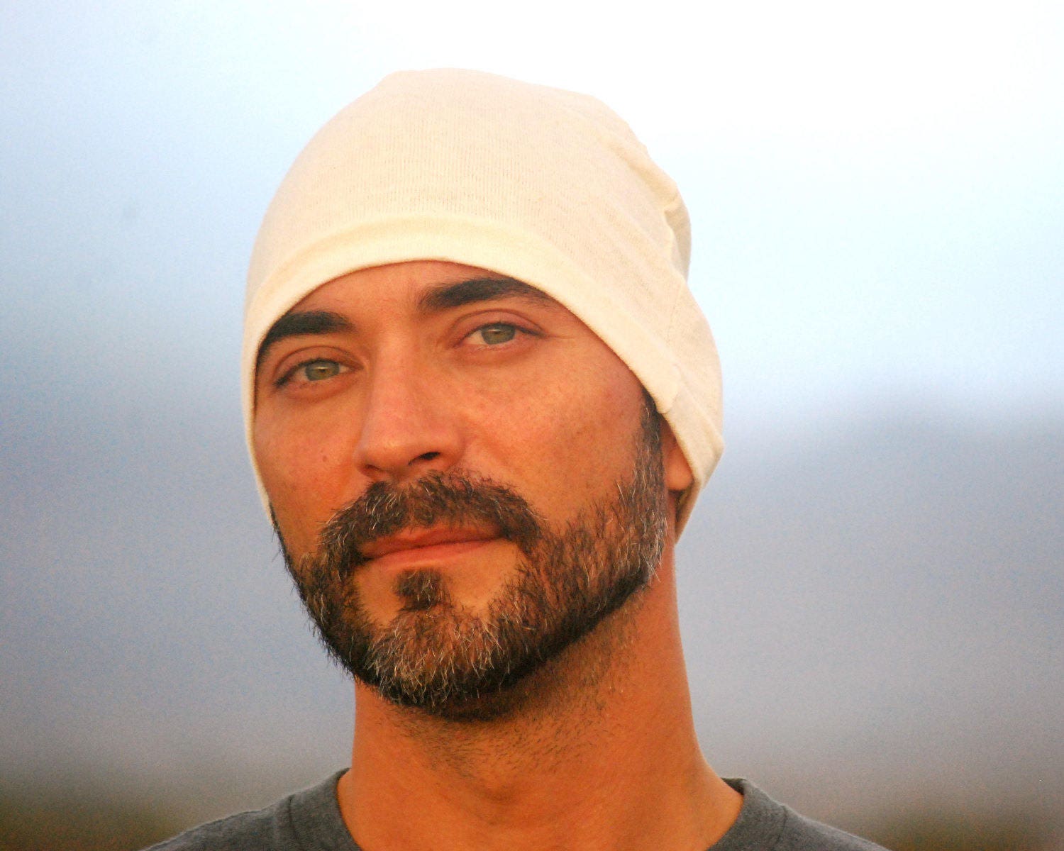 Herren Beanie Mütze - Unisex Natürliche Ungefärbte Creme Farbe Bio-Baumwolle Hanf Umweltfreundlich Bio-Kleidung von SoulRole