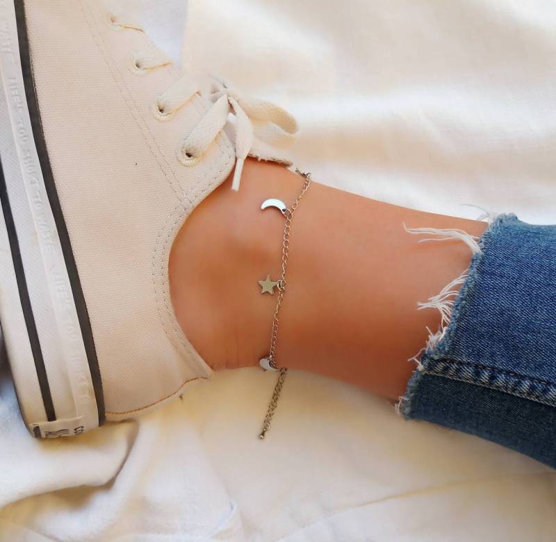 Stern-Mond-Fußkettchen Silber Kette Zierliche Brautjungfer Boho Stacking Layering von SoulSabaiStore