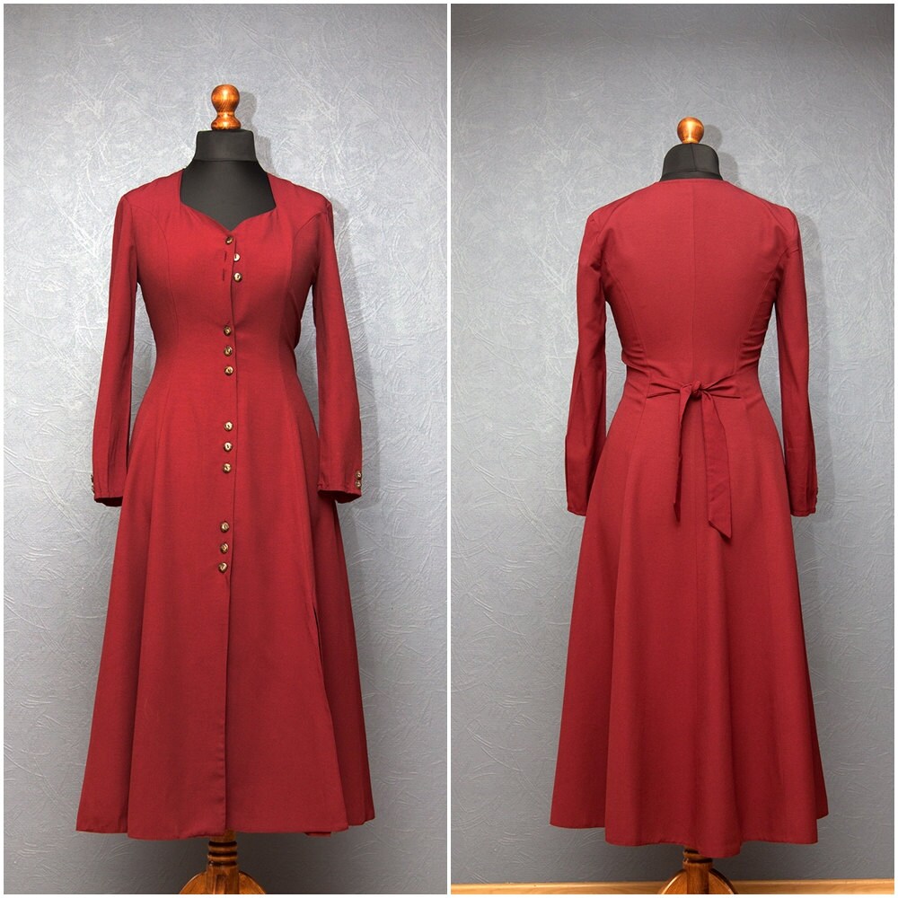 Vintage Rotweinfarbenes Kleid Von Dorothy Perkins/Größe S/M Vintage Rotweinfarbenes Kleid Von Dorothy Perkins/Größe S/M von SoulTrailVintage