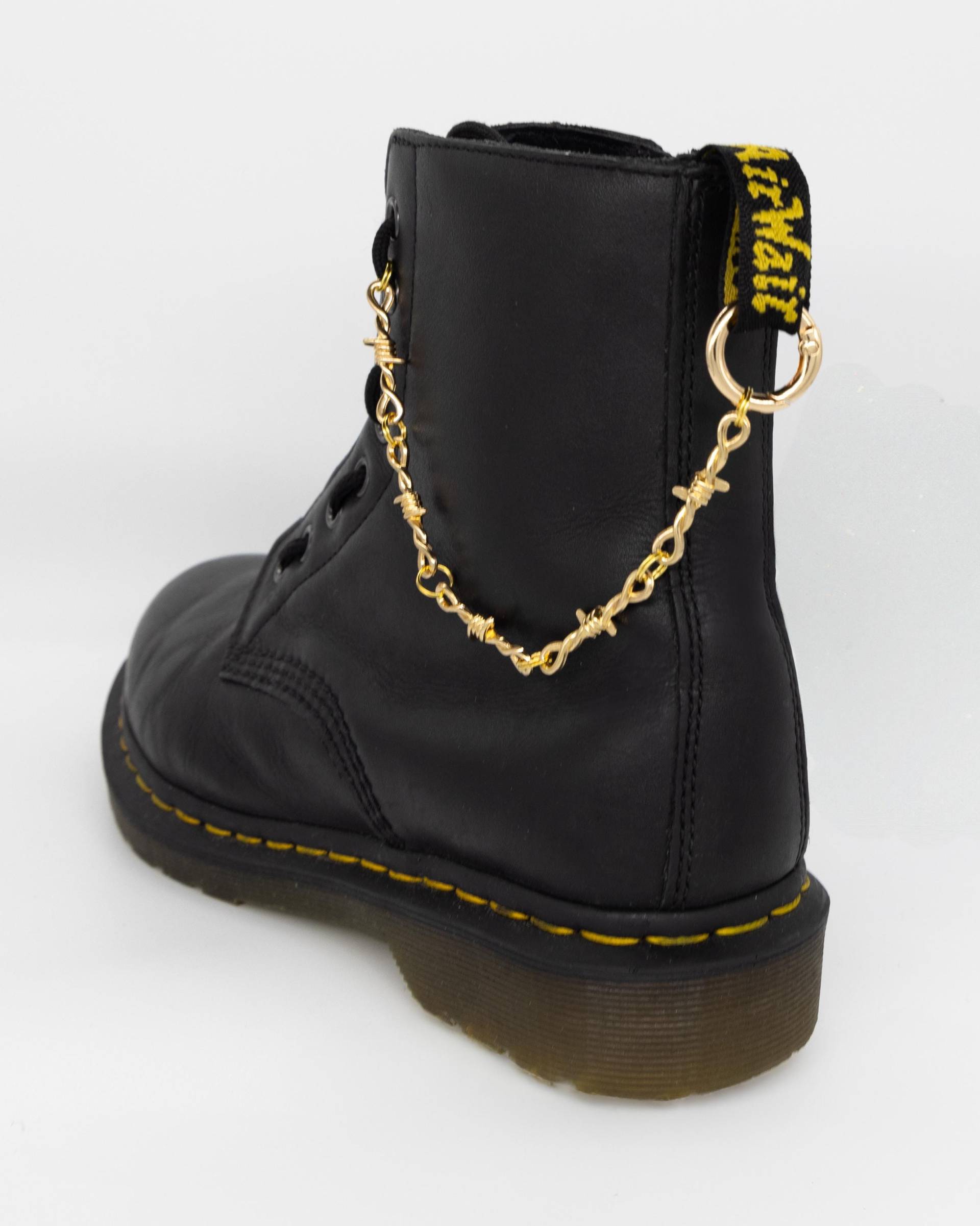 Schuhkette Stiefel Einseitig, Doc Martens Kette, Schuh Anhänger Boots, Schnürsenkel Punk Gothic Charm, Accessoires, Goldschmuck von SouleCharms