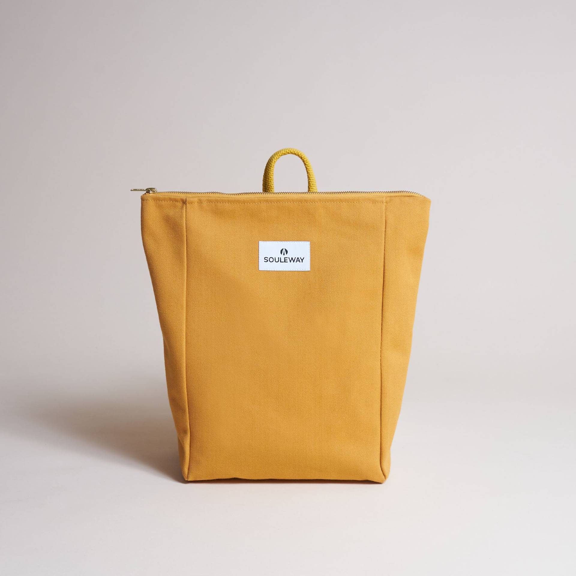 SOULEWAY - Simple Backpack S, Rucksack, 9 Liter Volumen, Laptopfach 13 Zoll, Made in Germany, Handgepäck, vegan, wasserabweisend, Mustard Yellow von Souleway