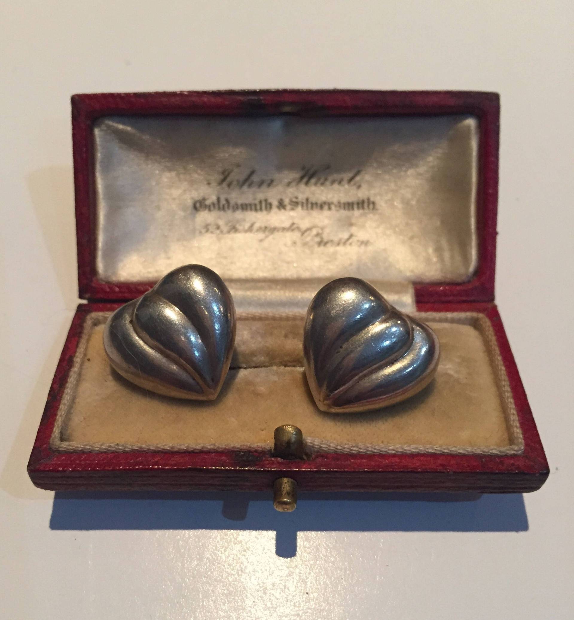 Herz Ohrringe, Vintage Valentine, Valentine Silber Schmuck, Design, Entzückendes Stück Herz Ohrringe, Vintage Valentine, Valentine Silber Schmuck, Design, Entzückendes Stück von Soulfullmoon