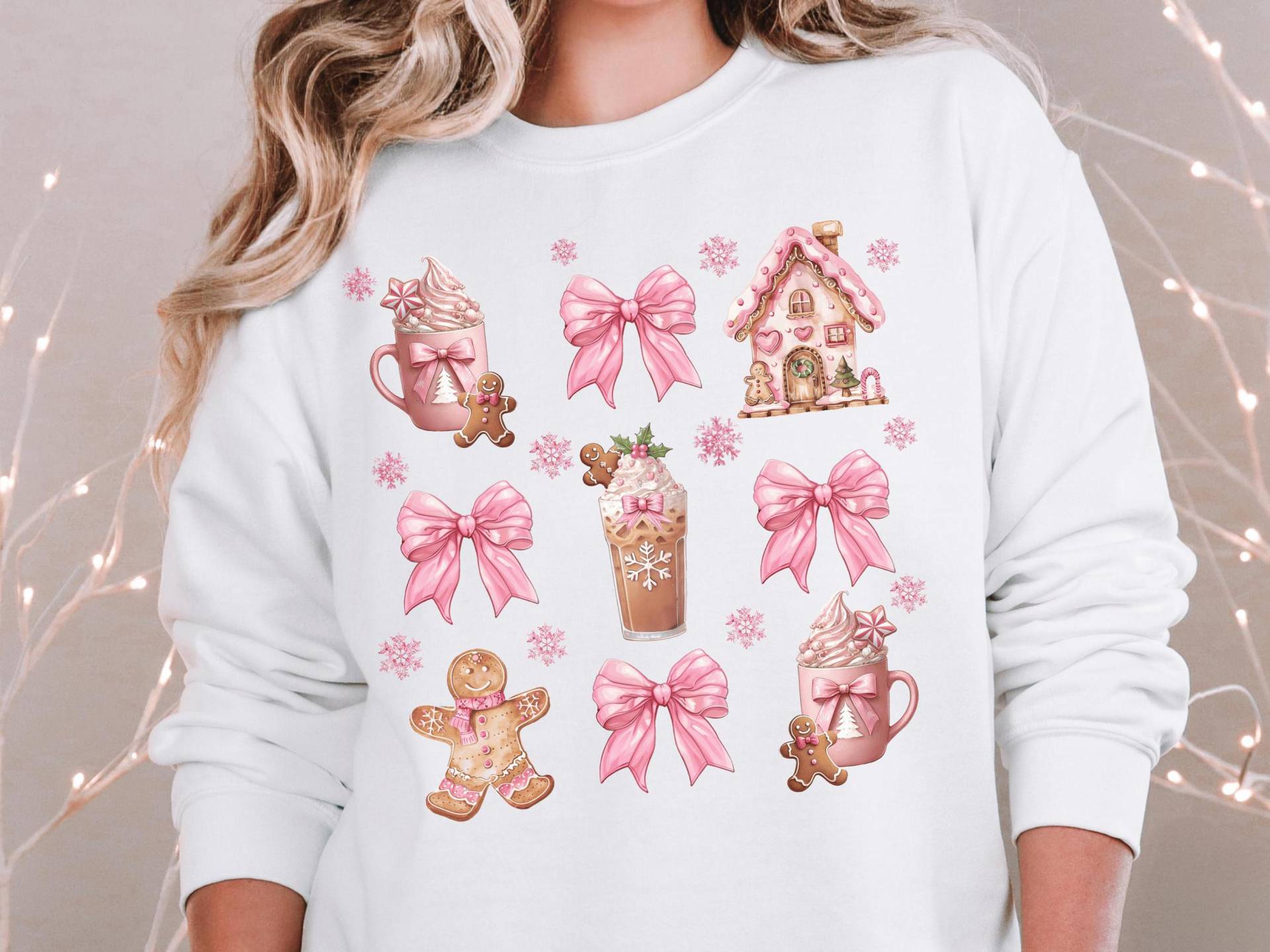 Christmas Coffee Sweatshirt Gingerbread Pink Bow Cute Sweater Girl Winter Jumper Women Latte D Christmas Coffee Sweatshirt Gingerbread Pink Bow Cute Sweater Girl Winter Jumper Women Latte D von SoulgoodiesDesigns