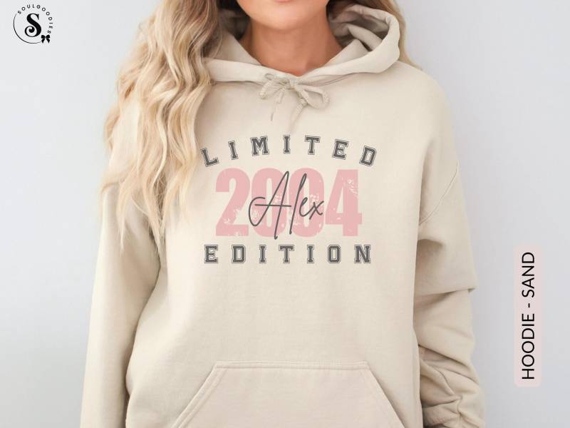 Hoodie 21. Geburtstag Für Sie Mädchen Sweatshirt 21 Geschenk Frau Jahre Shirt von SoulgoodiesDesigns