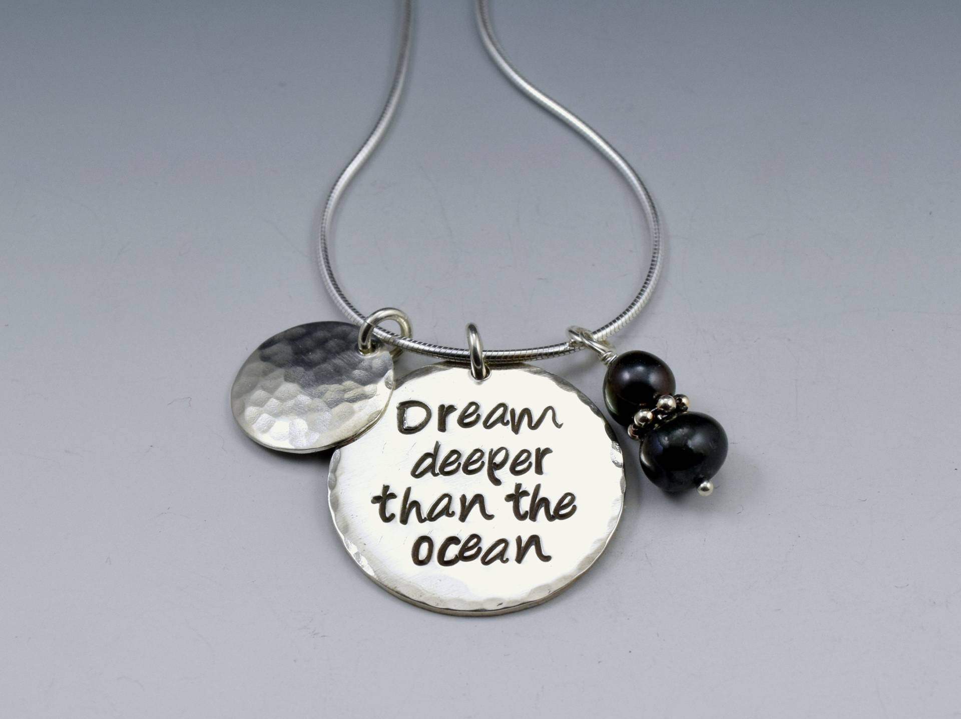 Pe726 "sterling Silber Zitat Anhänger - Traum Tiefer Als Der Ozean" von SoulsJourneyJewelry