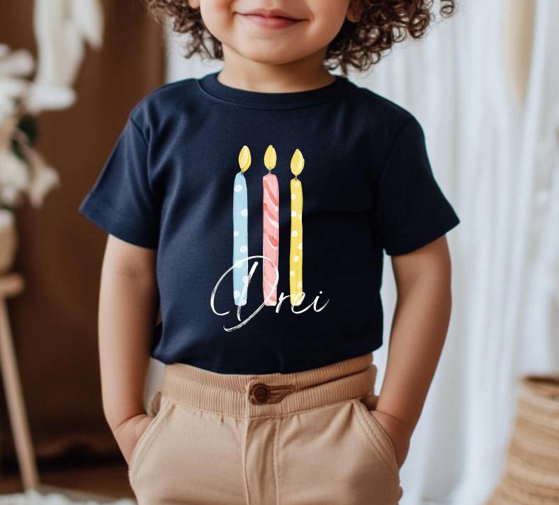 Geburtstagsshirt Kerzen T-Shirt Geburtstag Jungen Mädchenarm Kurz Personalisiert Zahl 1 2 3 4 5 6 7 8 9 10 Jahre Geschenk Geburtstagskind von SoulwearByMiRoDesign