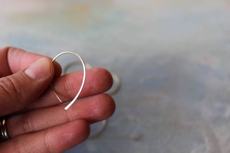 Kleine Offene Silber Creolen, Teardrop Dünne Creolen Kleine Offene Silber Creolen, Teardrop Dünne Creolen von SoundsofSilver