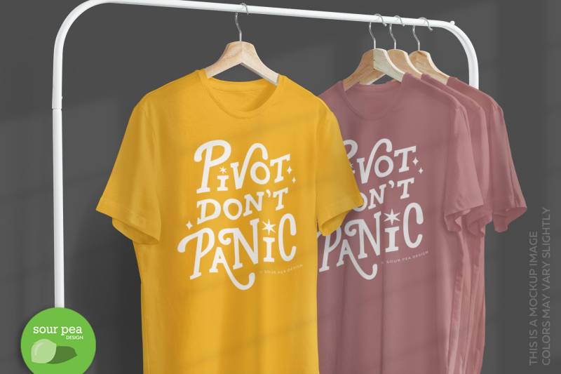 Pivot Don't Panic Kurzärmeliges Unisex-T-Shirt von SourPeaDesign