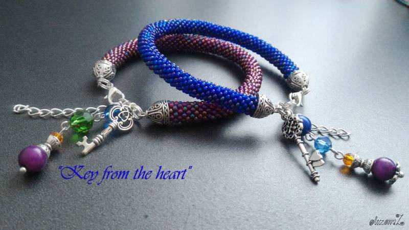 Blaue Perlen Und Lila Armbänder "Schlüssel Aus Dem Herzen", Anhänger Mit Schlüssel, Gestrickt Zopf, Antik Silber. Geschenk Für Sie, Handgefertigt von SoutacheWorldShop