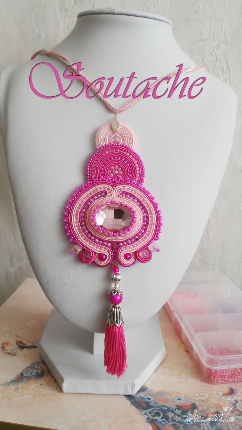 Lila Soutache Anhänger "Muse", Lange Quaste, Geschenk Für Sie, Handgefertigt von SoutacheWorldShop