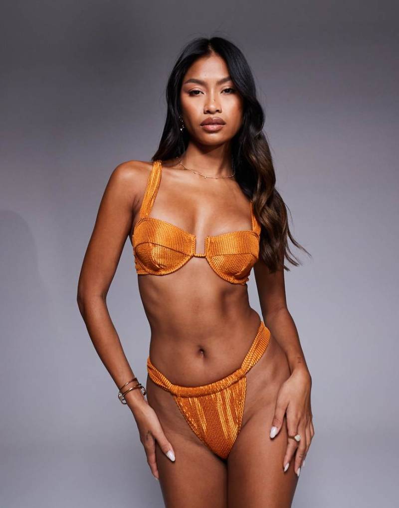 South Beach - Bügel-Bikinioberteil in Kupfer mit Knitter-Optik-Orange von South Beach