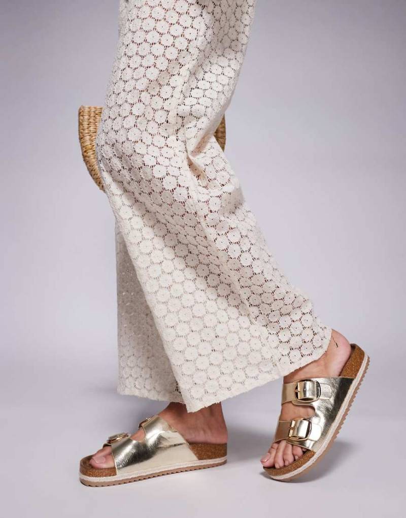 South Beach - Espadrilles-Sandalen in Gold mit zwei Schnallen-Goldfarben von South Beach