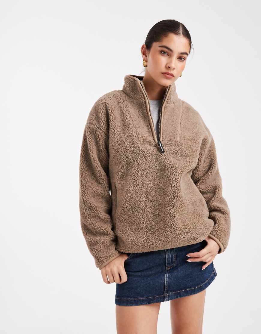 South Beach - Jacke aus Teddystoff in Taupe mit kurzem Reißverschluss-Neutral von South Beach