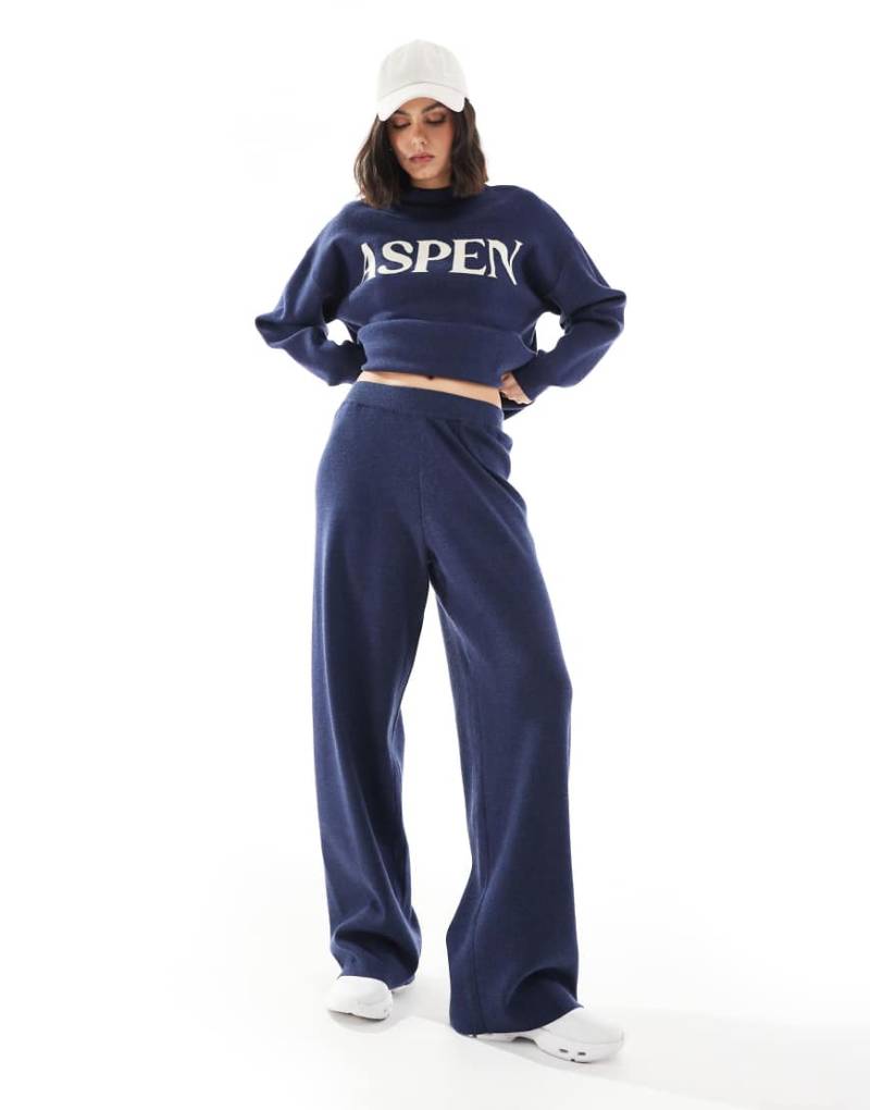 South Beach - Jogginghose in Blau mit weitem Bein von South Beach