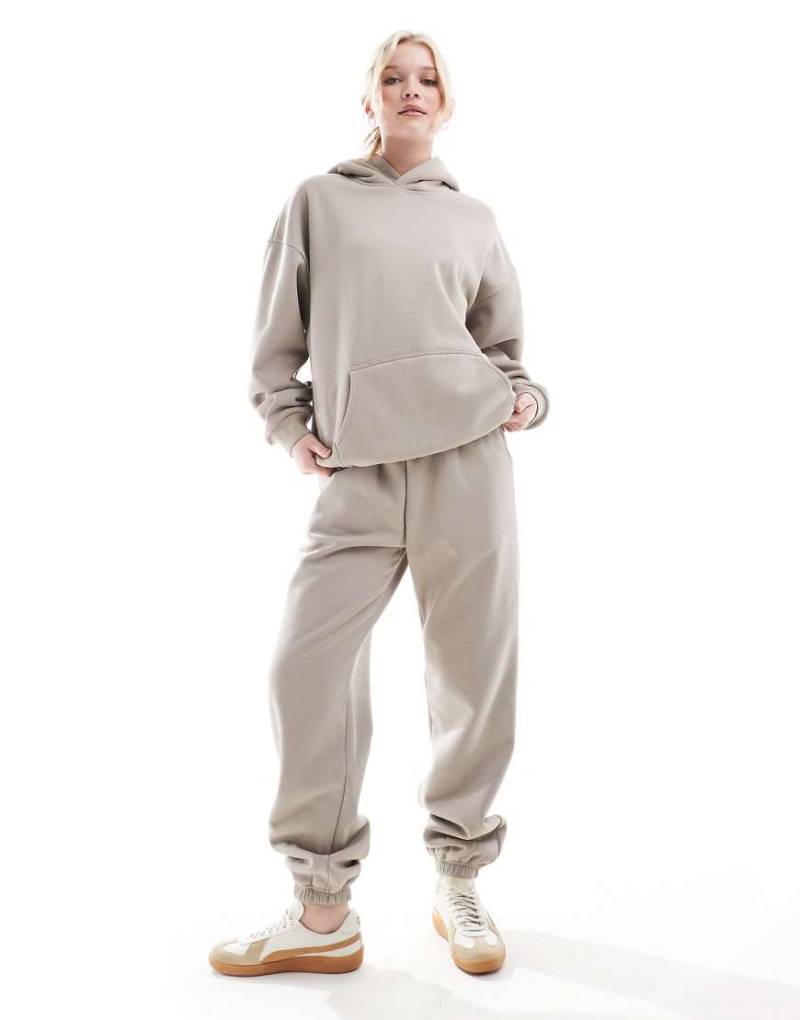 South Beach - Jogginghose in Steinbeige mit Bündchen-Neutral von South Beach