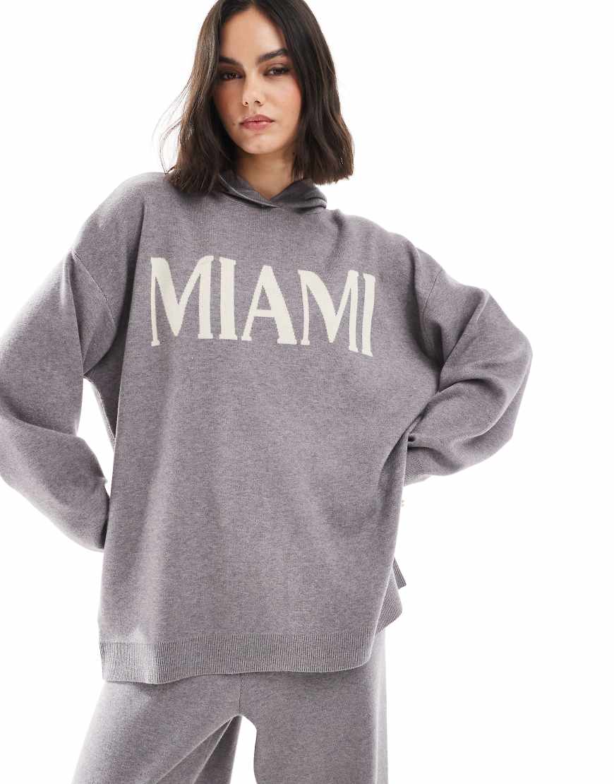 South Beach - Miami - Gestrickter Kapuzenpullover in Grau mit geripptem Saum von South Beach