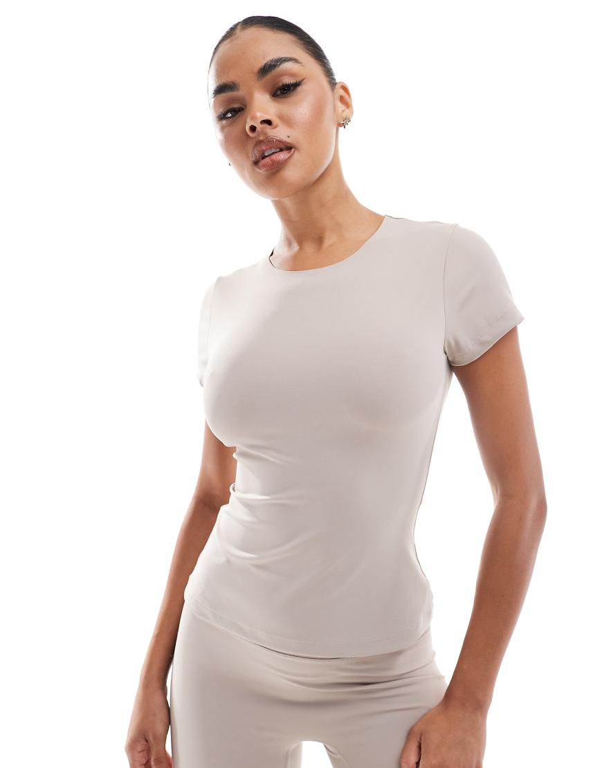 South Beach - T-Shirt in Steinbeige mit Kappenärmeln-Neutral South Beach - T-Shirt in Steinbeige mit Kappenärmeln-Neutral von South Beach