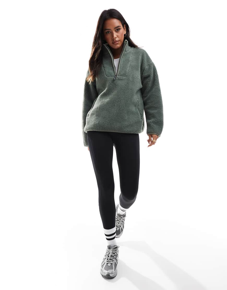 South Beach - Teddyfell-Sweatshirt in Khaki mit kurzem Reißverschluss-Grün von South Beach