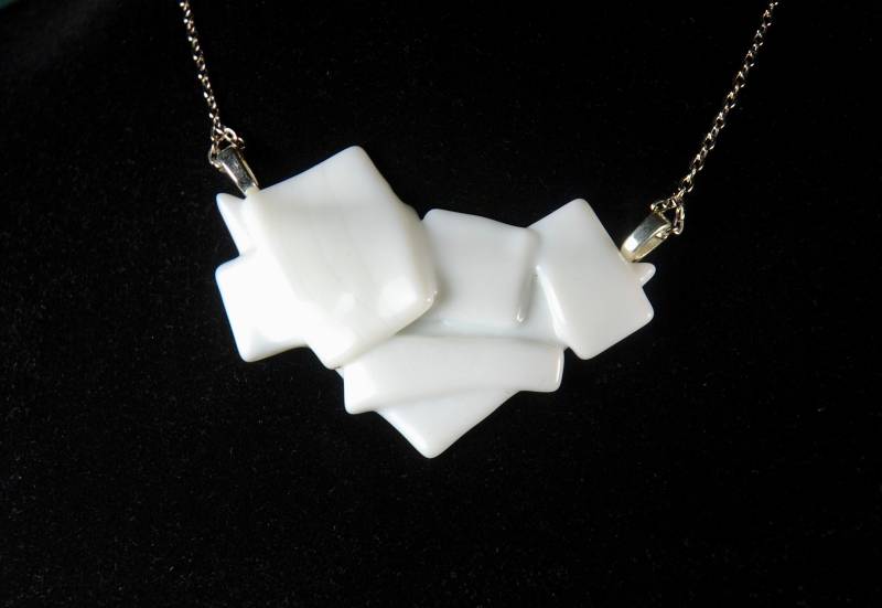 Halskette Verschmolzen Glas Anhänger Ooak Weiß Schmuck Braut Hochzeitsschmuck von SouthBeachGlassArt