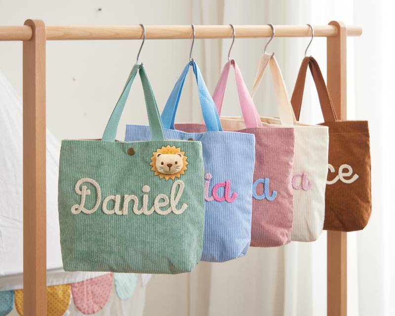 Custom Handbags Personalized Lunch Bag Small For Camping Back To School Gift First Day Of Kids & Toddlers von SouthRainbowArts